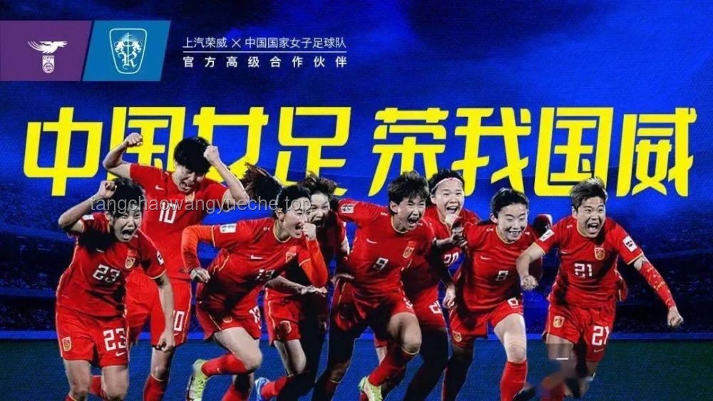 苏超盛宴，天际之舞：5架飞机助阵的震撼瞬间
