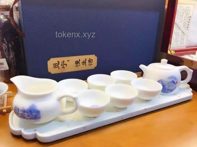 从1块泥巴到上亿天价！非遗汝瓷的点土成“金”之路：传承与创新