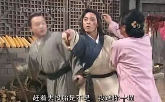 观众情感共鸣变迁：从“恨”容嬷嬷到“懂”她，影视角色认知深化