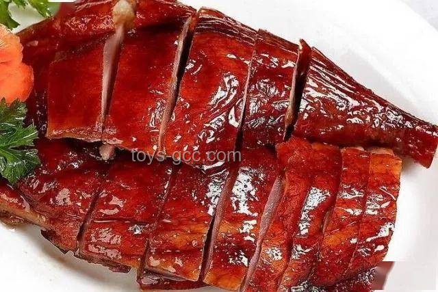 活鸭高价烤鸭低价之谜：产业链与成本控制的深度剖析