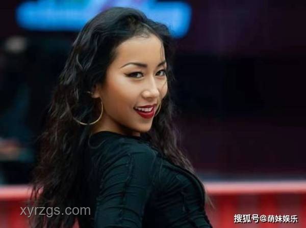 小婉管乐：新生代女喜剧演员的姐妹情深与舞台逆袭
