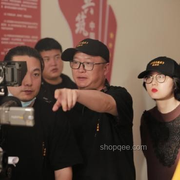 亲母女爆瓜启示：颠覆认知的创新洞察，跨界思维新实践