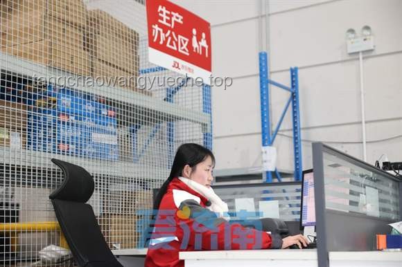 如何优化银行高龄柜员服务效率问题，确保客户体验