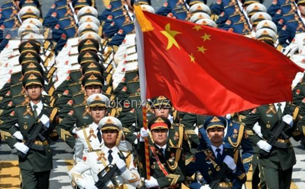 阅兵同框异声：全美抗议激发公民创新浪潮