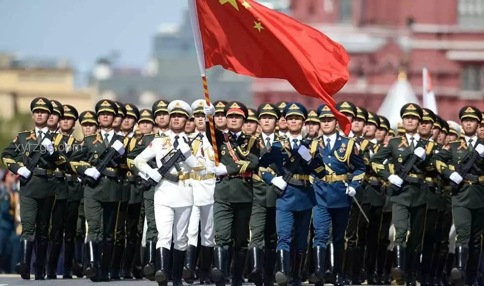 阅兵抗议余波：全美“反国王”浪潮预示政治极化深化