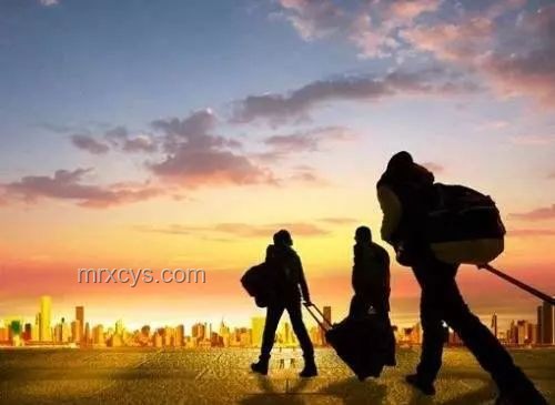 扁担女孩现象透视：流量时代下的坚守与抉择